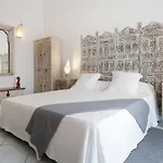 Grand In Hotel