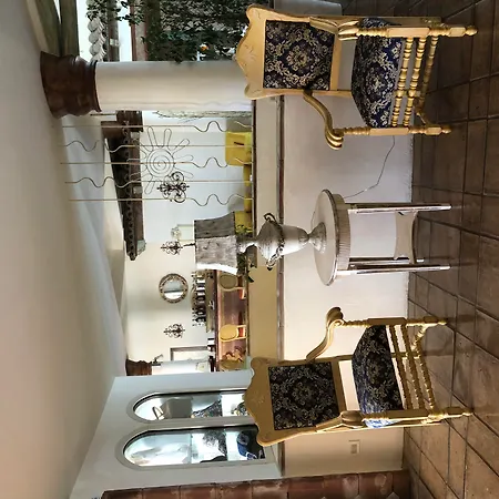 Grand In Hotel