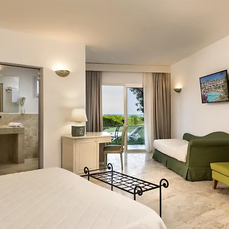 Grand In 4* Порто-Черво